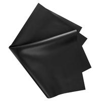 Le silicone absorbant les chocs, première dans l'industrie, remplace la mousse traditionnelle pour la protection contre les chocs de la couverture arrière du téléphone
