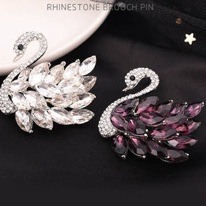 カラフルなラインストーン白鳥ブローチ女性用カスタムメイド結婚式婚約またはギフトジュエリー合金素材 - Product Image 4