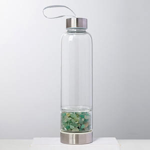 Botella <span class=keywords><strong>de</strong></span> Agua <span class=keywords><strong>de</strong></span> Cristal Natural al por Mayor, Botella <span class=keywords><strong>de</strong></span> Cristal Curativa con Virutas <span class=keywords><strong>de</strong></span> Gemas <span class=keywords><strong>de</strong></span> Cuarzo, <span class=keywords><strong>Taza</strong></span> para Beber, Artesanías para Regalos - Product Image 1