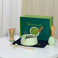 Ensemble complet de préparation du matcha Astief, fouet en bambou traditionnel, bol en céramique style cerise coloré et support pour fouet, rose