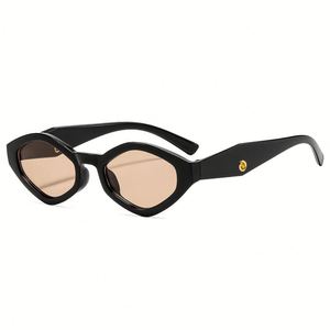 Gafas de Sol Personalizadas con Logotipo, Estilo Vintage 2025, Montura Pequeña Poligonal para Hombre y Mujer, Protección UV400, Lentes de PC, Diseño Ojo de Gato - Product Image 2