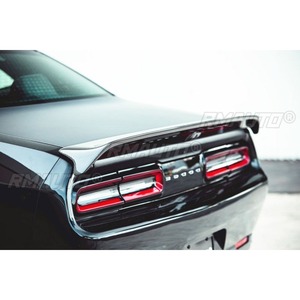 สปอยเลอร์หลังคาร์บอนไฟเบอร์แท้ สำหรับ Dodge Challenger Red Eye Style ปี 2015+ ชิ้นส่วนตกแต่งฝากระโปรงท้ายรถยนต์ อุปกรณ์เสริมรถยนต์ - Product Image 3
