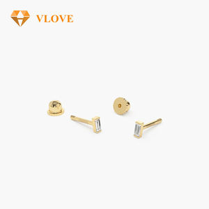 Vलव कस्टर्ड गहने 14k गोल्ड सिंगल बैगुएट हेलिक्स भेदी प्राकृतिक हीरे की बालियां - Product Image 2