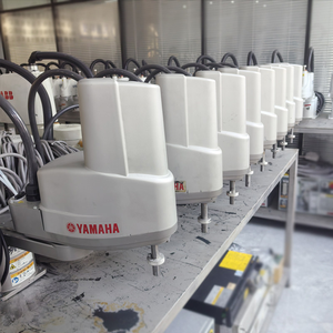 Robot Yamaha SCARA YK400XE-4 - Lengan Mekanik Empat Sumbu untuk Perakitan dan Penanganan di Meja Kerja, Tersedia - Product Image 4