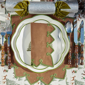 Serviettes de table en lin brodées à la main à bord de callop français Serviette de cocktail réutilisable moderne pour les mariages Conception festonnée à la main - Product Image 3