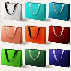Bolsas de Papel de Regalo de Lujo con Logotipo Impreso Personalizado al por Mayor, Bolsas de Papel para Compras en Tiendas y Boutiques - Product Image 2