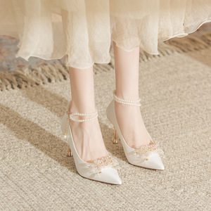 Zapatos de Tacón Alto para Mujer, con Punta en Pico, Tacón de Aguja, Correa en el Tobillo, Decoración Floral, de Satén, para Novia - Product Image 4
