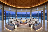 Zeitgenössisches Maßgefertigtes Hotel-Möbelset Rundes Sofa mit Stoffpolster für Lobby und Suite Moderne Gewerbliche Nutzung