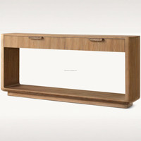 Console d'entrée en bois massif avec deux tiroirs, étagère inférieure ouverte et grain texturé pour la décoration de salons de luxe