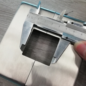 Copertura per Piastra di Base per Corrimano in Acciaio Inox 316 a Due Parti Personalizzata - Product Image 6