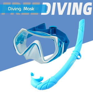 Máscara de Buceo de Silicona Líquida con Ventana Única de Vidrio Templado de 4.0mm, para Snorkel, Adultos, Uso Universal en la Playa - Product Image 4