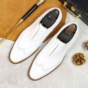 Chaussures habillées en cuir Oxford faites à la main de haute qualité à lacets pour mariages décontractés d'automne - Product Image 2