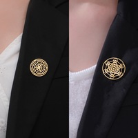 Badge personnalisé en acier inoxydable avec motif Roue d'Hécate, épinglette circulaire, broche de marque pour entreprise, épinglette de col