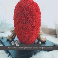 Vente chaude Mousse Rose Coeur Artificielle Préservé PE Mousse Roses Coeur avec Ours et Perle