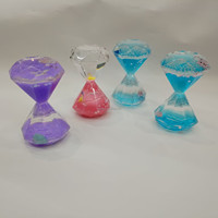Minuteur liquide en forme de diamant, figurine flottante en acrylique (Père Noël, Princesse, Dauphin), sablier, jouet sensoriel, décoration de maison pour les fêtes, cadeau