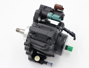 Pompe à injection de carburant Common Rail neuve de marque DIP 28568252284352449422A010A9422A011A320-06620 pour Fiat 124 Coupé (124_) - Product Image 3