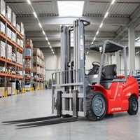 Chariot élévateur électrique industriel Liftron CPD30 avec batterie lithium-ion, pneus pleins, dimensions des fourches 1070x120, pour utilisation en intérieur/extérieur