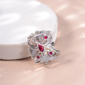 Pendentif broche montre vintage en argent sterling avec rubis de laboratoire 1,5 carat, plaqué or rhodié, certifié par un tiers, pour femme - Collection All Fashion - Product Image 5