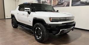 SUV Usado Limpio con Tracción Total, Asientos de Cuero, R18, ACC, Edición Ligera, Automático, Cámara Trasera, 4 Puertas, Cabina Doble, en Venta - Product Image 2