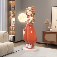 Lampe LED sculpturale en forme de fille de dessin animé, grande décoration de sol pour salon, meuble TV, côté canapé, ornement décoratif
