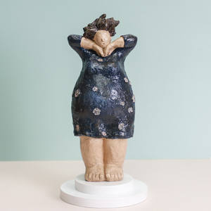 수지 추상 뚱뚱한 숙녀 동상 입상 여자 조각 현대 장식 예술 가정 선물 테이블 중앙 조각 공예 - Product Image 6