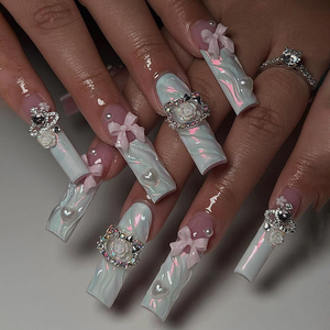 Ongles artificiels en acrylique pré-conçus <span class=keywords><strong>Hello</strong></span> <span class=keywords><strong>Kitty</strong></span> French Full Cover, courts, en gros, luxe, forme <span class=keywords><strong>cercueil</strong></span>, pour les doigts - Product Image 4