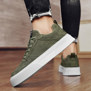 รองเท้าผ้าใบผู้ชายรุ่นใหม่ประจำฤดูร้อนปี 2026 พื้นนุ่ม ระบายอากาศได้ดี สวมใส่สบาย ดีไซน์เรียบง่าย ใช้งานได้หลากหลาย แฟชั่นลำลอง สปอร์ต - Product Image 6