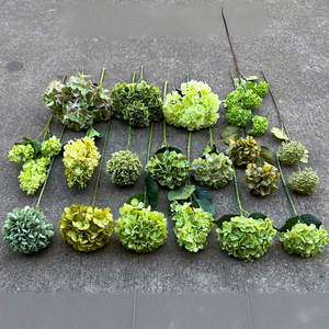 LO-1143 Tallos de Flores Artificiales Verdes al por Mayor, Hortensias, Rosas y Dianthus Artificiales para Jarrones Minimalistas y Decoración del Hogar Wabi Sabi - Product Image 1