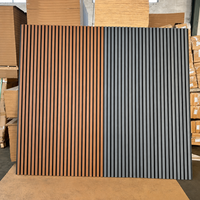 Panneaux muraux 3D rainurés en WPC, alternative au bois pour l'extérieur - Design moderne, imperméables et ignifuges