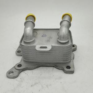 Radiateur refroidisseur d'huile moteur 213055917R, 2820700079, 2130500Q0B, A2820700079 pour Renault <span class=keywords><strong>Scenic</strong></span> IV Megane IV - Product Image 2