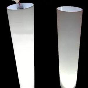 Paralume in plastica a trasmissione di luce con tubo in Plexiglass bianco con vendita all'ingrosso della fabbrica di protezione ambientale