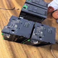 Controlador Lógico Programable PLC TM241CE24R M241 Ethernet para Automatización de Máquinas y Control de Movimiento OEM