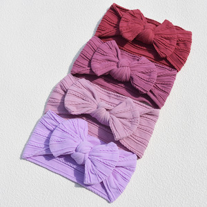 ที่คาดผมเด็กแบบนุ่มยืดหยุ่น 18 สี ลายวาฟเฟิล โบว์ใหญ่ สีพื้น สำหรับเด็กแรกเกิด-แฟชั่นอเนกประสงค์สำหรับใช้ในชีวิตประจำวัน - Product Image 4