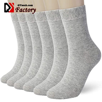 Chaussettes courtes pour hommes d'affaires, en stock, en coton, noires, blanches, grises, à prix abordable