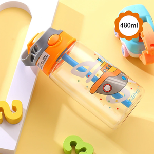 Botella de agua infantil ecológica sin BPA con diseño de dibujos animados, 480 ml, con pajita, tapa abatible a prueba de fugas, para la escuela, deportes al aire <span class=keywords><strong>libre</strong></span> - Product Image 1