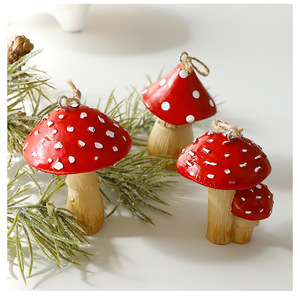 Décorations de Noël en forme de champignons rouges de haute qualité, mignonnes, en plastique, à suspendre, non toxiques, écologiques, extra grandes, vente en gros - Product Image 2