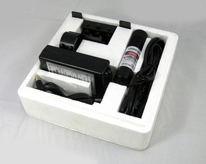 เครื่องฉายเส้นเลเซอร์สีเขียวและสีแดงกำลังสูง รุ่นใหม่ ปรับแนวได้ ความแม่นยำสูง - Product Image 6