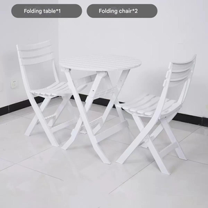Silla de Jardín Plegable Blanca Apilable de Plástico para Exteriores, Impermeable y Portátil para Bodas, Hoteles, Picnics y Jardines - Product Image 1