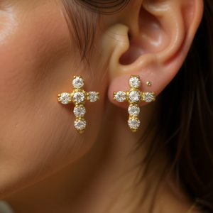 Orecchini a croce in oro E4752 con strass rotondi in cristallo e montatura a griffe, gioielli religiosi unisex alla moda - Product Image 2