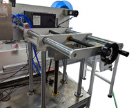 Ligne de produits Machine d'étiquetage à plat pour boîte Sac d'emballage alimentaire Ligne de produits Tri logistique avec imprimante Moteur d'impression personnalisé