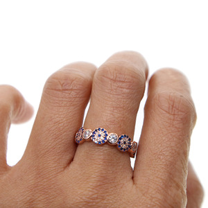 Anillo de banda Eternity de Ojo Turco en Oro Rosa con circonitas brillantes y engaste de circonitas, de alta calidad, precio directo de fábrica - Product Image 4
