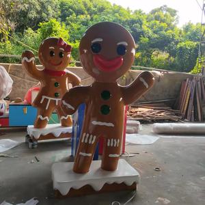 Grande sculpture <span class=keywords><strong>de</strong></span> Noël en fibre <span class=keywords><strong>de</strong></span> verre en forme d'homme en pain d'épices pour extérieur, statue personnalisée, ornement, décoration <span class=keywords><strong>de</strong></span> jardin, centre commercial, événements - Product Image 4