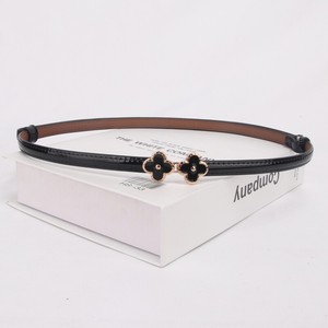 Cinturón Formal de Cuero para Mujer con Logotipo de Trébol de Cuatro Hojas, Hebilla Minimalista con Estampado Clásico, Estilo de Diseñador, Cinturón Delgado - Product Image 2