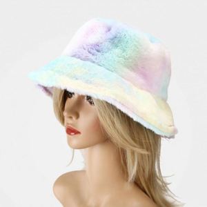 Chapeau Bob Unisexe Personnalisé en Fausse Fourrure Tie-Dye avec Logo Brodé pour Sport d'Hiver et Cyclisme en Extérieur – Vente en Gros - Product Image 2