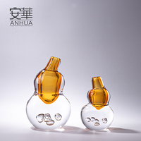 Ensemble de décoration d'intérieur en verre sur le thème de la gourde, style Art déco, artisanal, ambre clair, ornements faits à la main, présentoir de table de salon, étagère