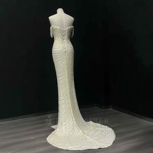 Vestido de Novia Sirena Moderno NT40 con Encaje Largo, Flores, Cristales, Apliques de Perlas de Lujo y Cuello Barco, Ajustado para Fiesta - Product Image 2