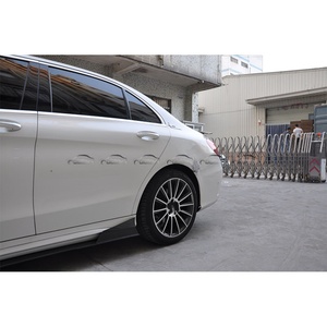 สเกิร์ตข้างคาร์บอนไฟเบอร์ สำหรับ Mercedes Benz C Class W205 C43 C63s - Product Image 2