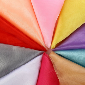 Colores personalizados ligero DIY artesanía cristal brillante transparente liso arrugado teñido costura organza <span class=keywords><strong>tela</strong></span> <span class=keywords><strong>por</strong></span> Metro de yarda - Product Image 1