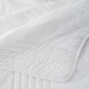 Edredón de Microfibra Cepillada de Primera Calidad, Extremadamente Suave, Color Blanco Puro, con Relleno de Poliéster Sedoso, Cubrecama - Product Image 6