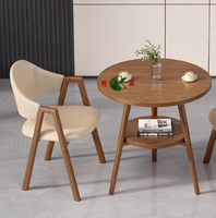 Table basse en bois au design moderne et abordable